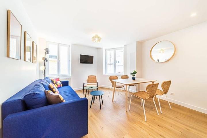 Gîte pour 6 personnes à Sainte-Foy-lès-Lyon - 2