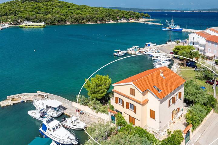 Ferienwohnung für 8 Personen, mit Balkon und Garten - 1