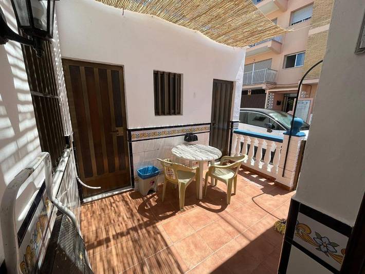 Location de vacances pour 4 personnes, avec terrasse à Piles - 4