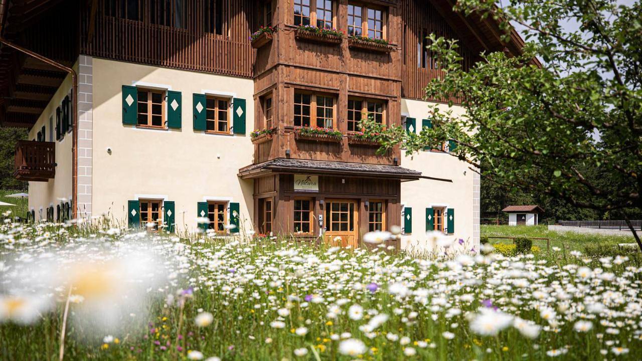 Natura Boutique Chalet Wellness Spa in Dobbiaco, Dolomiti Superski