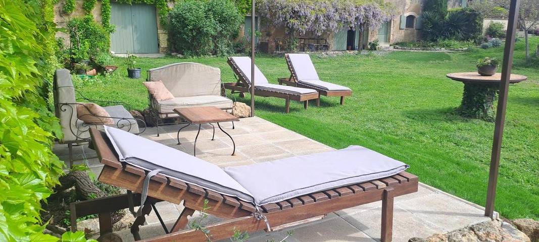 Maison d’hôte pour 3 personnes, avec vue ainsi que piscine et jardin à Mouriès - 3