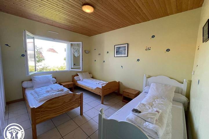 Gîte pour 9 personnes, avec jardin à Bouin - 3