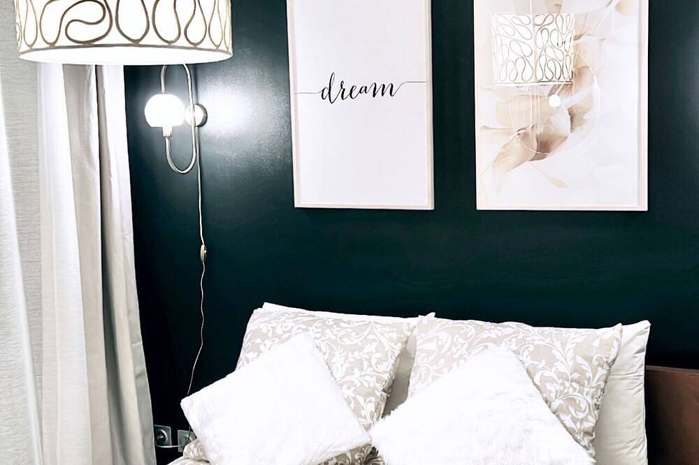 Appartement entier, Ravissant T2 avec terrasse et parking privé in Champagne-au-Mont-d'Or, Lyon et ses environs