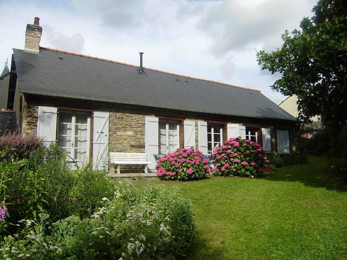 Gîte pour 4 personnes, avec Terrasse ainsi que Jardin et Vue à Cesson-Sévigné