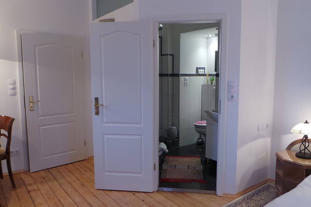 Ganze Wohnung, Ferienwohnung Top 2 für 1-3 Personen mit sonnigem Süd- und Ostbalkon, 55qm in Bad Reichenhall, Berchtesgadener Alpen