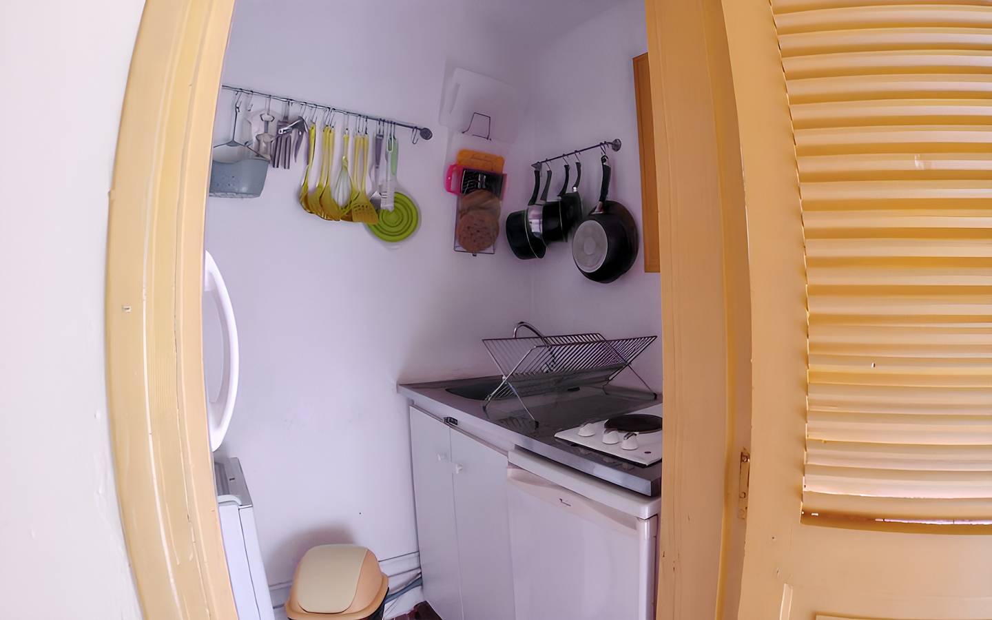 Estudio entero, Estudio cómodo en Sainte-Anne - 30 m² con vista al mar in Sainte-Anne, Martinica