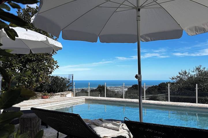 Location de vacances pour 8 personnes, avec jardin, animaux acceptés à Impalata