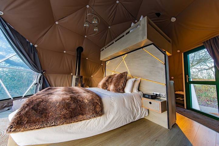 Chalet à Kent avec Jacuzzi & Vue in Chiddingstone, Kent