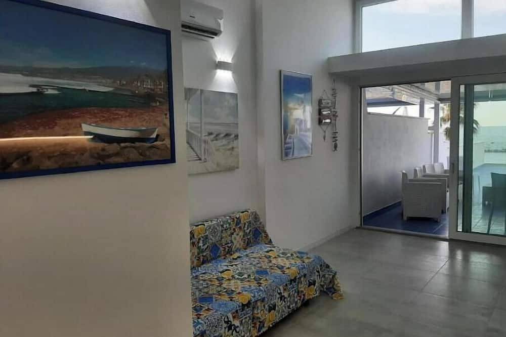 Apartamento entero, Viola Sul Mare Apartment - Panoramic Terrace on the Sea and Borgo Antico in Termoli in Térmoli, Provincia de Campobasso