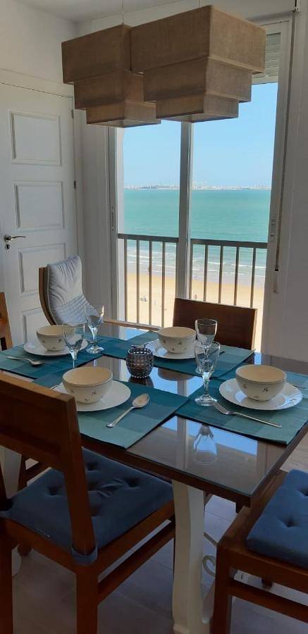 Ganze Wohnung, Two-Bedroom Apartment in Playa de Valdelagrana (El Puerto de Santa María), El Puerto de Santa María