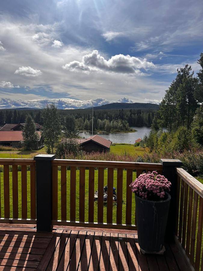 Ferienhaus für 7 Personen, mit Garten und Sauna sowie Ausblick, mit Haustier