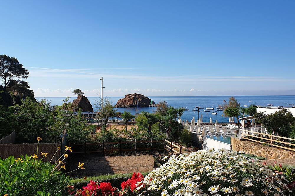 Geheel appartement, Duplex op het strand met een prachtig uitzicht in Cala l'Infern (Tossa de Mar), Tossa de Mar
