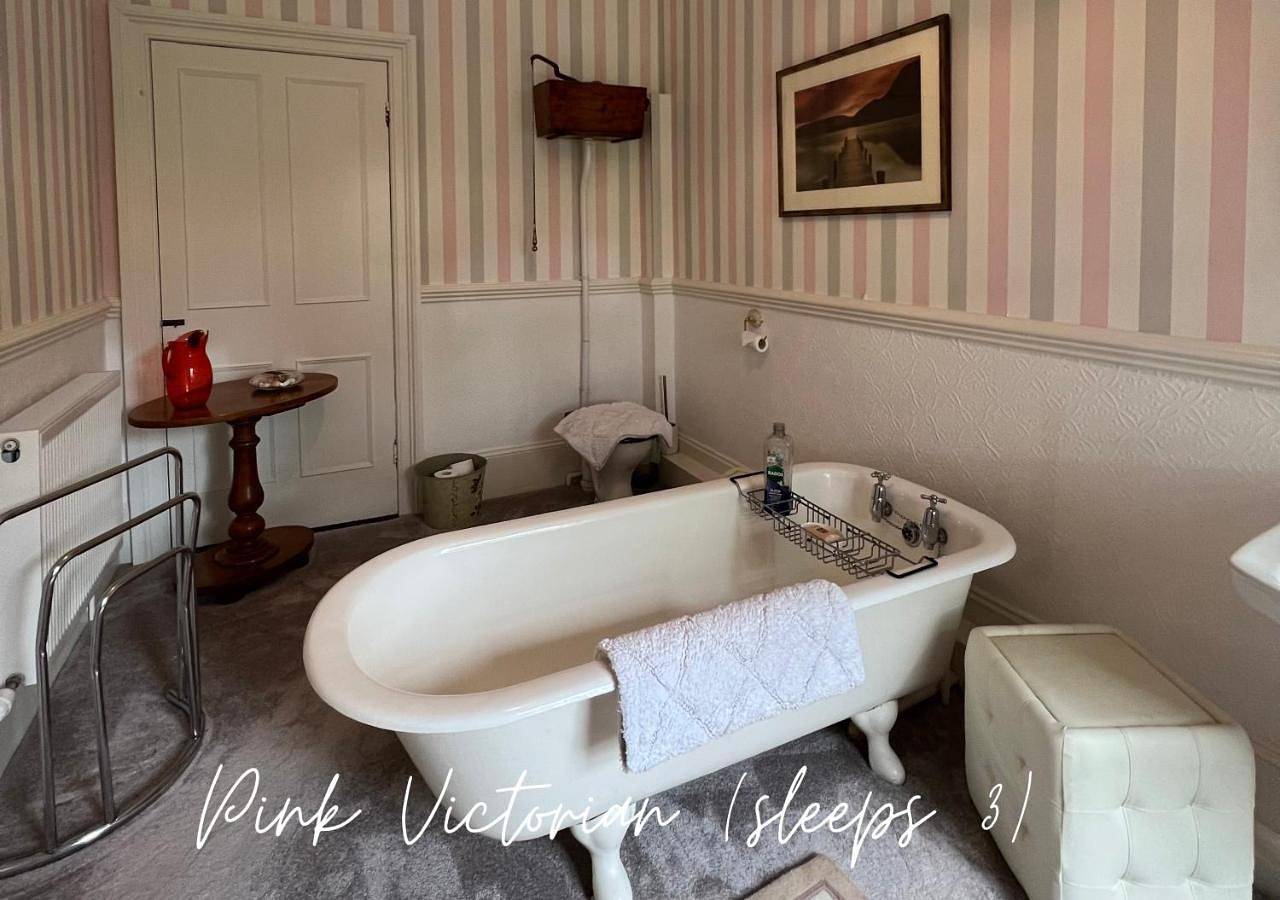 Standard Double Room with Shared Bathroom in Pooley Bridge, Lake District