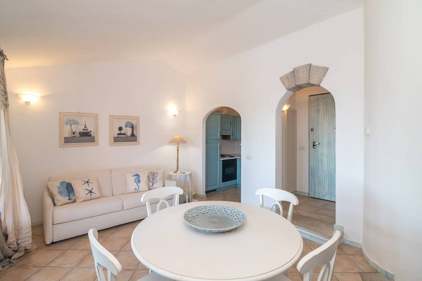Ganze Wohnung, Ferienwohnung 'Tavolara Porto San Paolo B3' mit Meerblick, Gemeinschaftspool und Klimaanlage in Porto San Paolo, Loiri Porto San Paolo