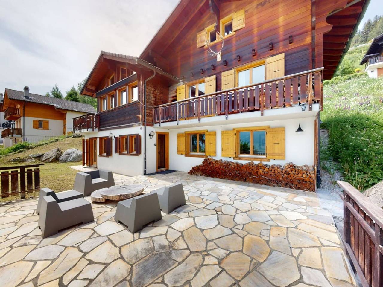 Schönes Chalet in Le Bouveret mit Garten in Riod, Hérémence