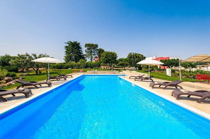 Agriturismo per 3 persone, con giardino e piscina ad Alberobello
