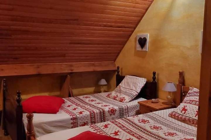 Gîte pour 4 personnes, avec jardin, animaux acceptés dans Office De Tourisme De Luz Saint Sauveur - 2