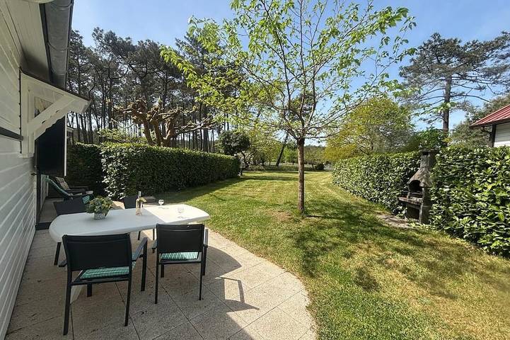 Chalet pour 6 personnes, avec Balcon/Terrasse ainsi que Terrasse et Jardin