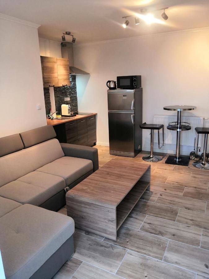 Apartament wakacyjny dla 2 osób, z Balkon i Taras oraz Ogród i Basen w Mielnik