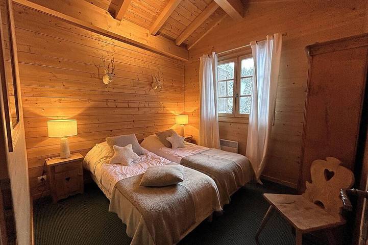 Gîte pour 8 personnes, avec terrasse et jardin dans Lac des Confins - 3