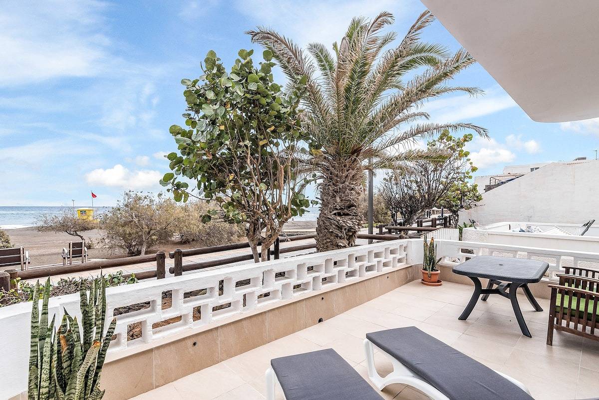 Apartamento entero, Home2Book Stunning Sea Front Apartment La Garita in Playa de la Garita, Gran Canaria Este