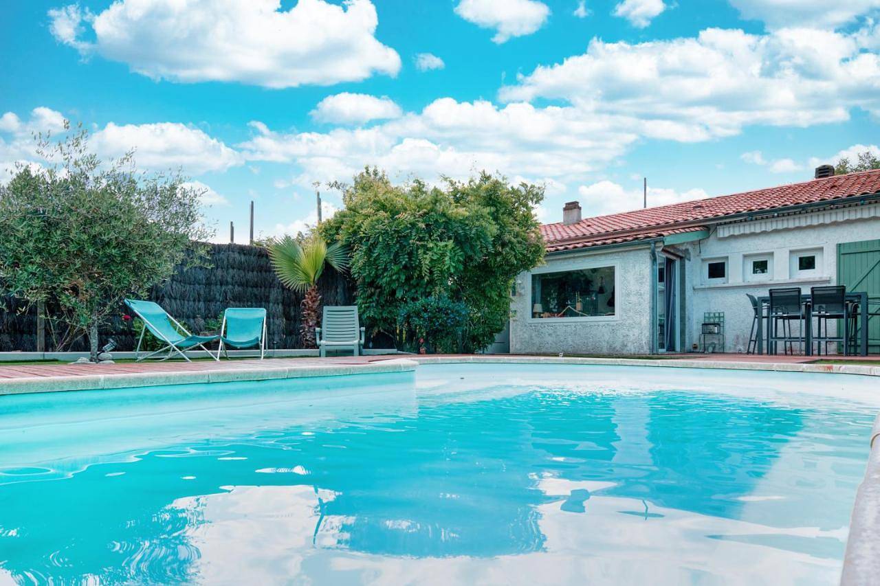Three-Bedroom House in Salles, Région d'Arcachon