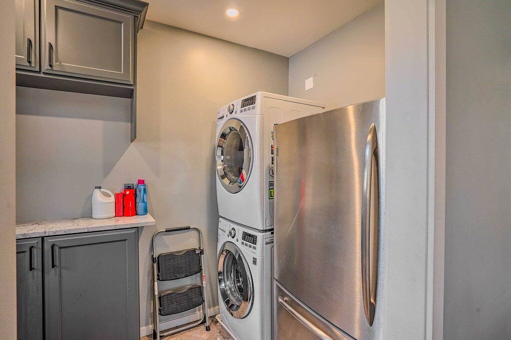 Neu! Sleek 4Br Windham House mit Hot Tub & Mtn Views in Windham, Windham Mountain