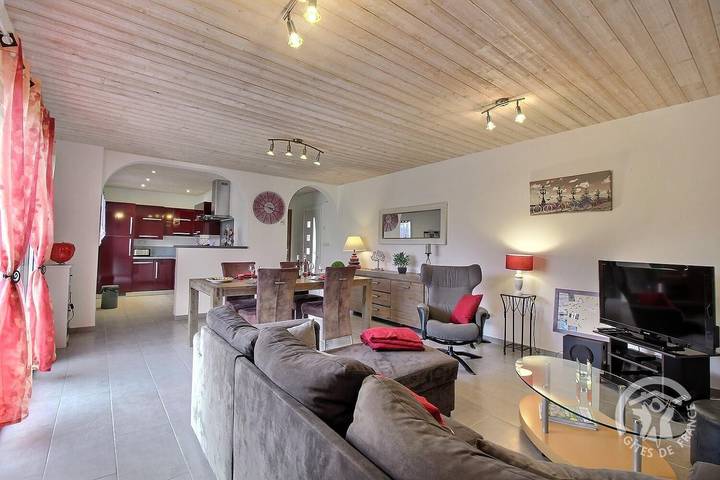 Gîte pour 4 personnes, avec terrasse et jardin, animaux acceptés dans Port Blanc (Penvénan) - 3