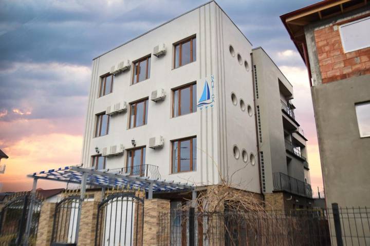 Maison d’hôte pour 4 personnes, avec jardin et vue dans Constanța