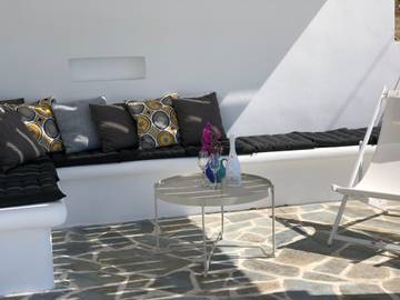 Vacation Rental for 11 Guests in Plaka (Naxos), Cyclades, Picture 2
