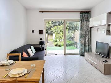 Gîte pour 4 personnes, avec piscine ainsi que terrasse et jardin à Arenzano