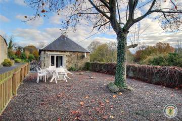 Gîte pour 6 personnes, avec jardin et terrasse à Langoat