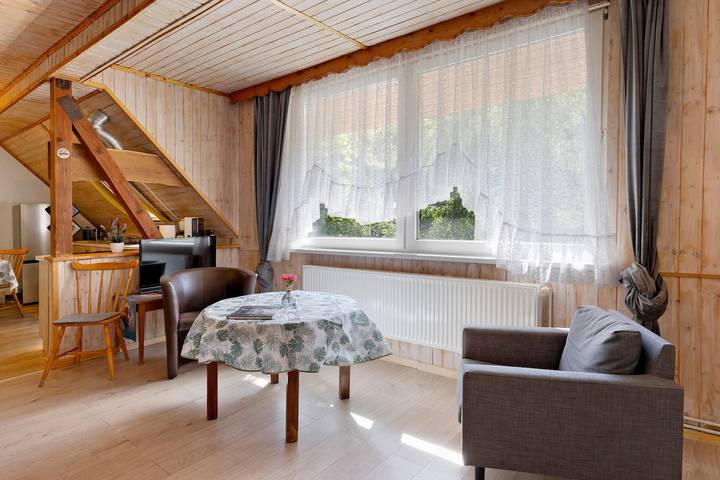 Ganze Wohnung, Apartment Behling 3 mit Balkon in Liepe, Brandenburgische Seenplatte GmbH Region