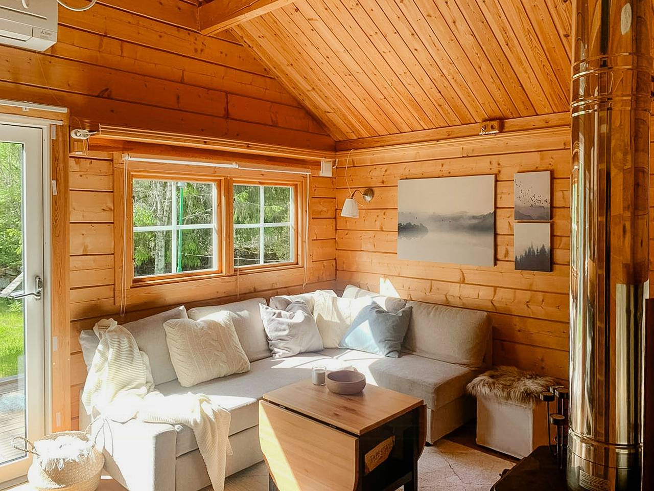 Blockhütte mit Whirlpool und Wald gleich um die Ecke in Ryd, Kronoberg