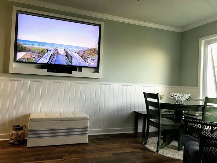 Vacation rental for 5 people, with balcony and hot tub as well as pool in Atlantic Beach