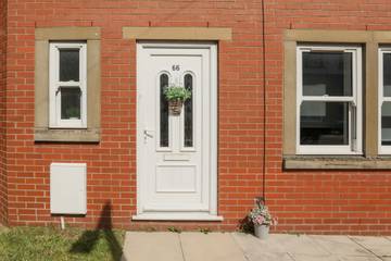 Holiday Rental for 10 People in Barrow-in-Furness, Cumbria, Photo 2