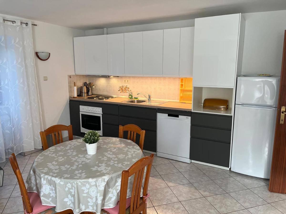 Geheel appartement, One-Bedroom Apartment with Balcony in Cres Stad, Cres