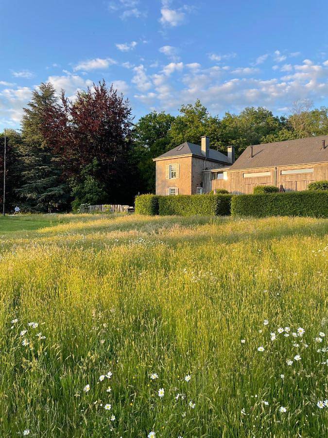 Location de vacances pour 7 personnes, avec piscine et bassin pour enfant ainsi que vue et jardin à Vresse-sur-Semois - 3