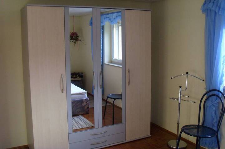 Ganze Wohnung, Mit Blick zur Wallfahrtskirche in Ebensfeld, Oberes Maintal - Coburger Land