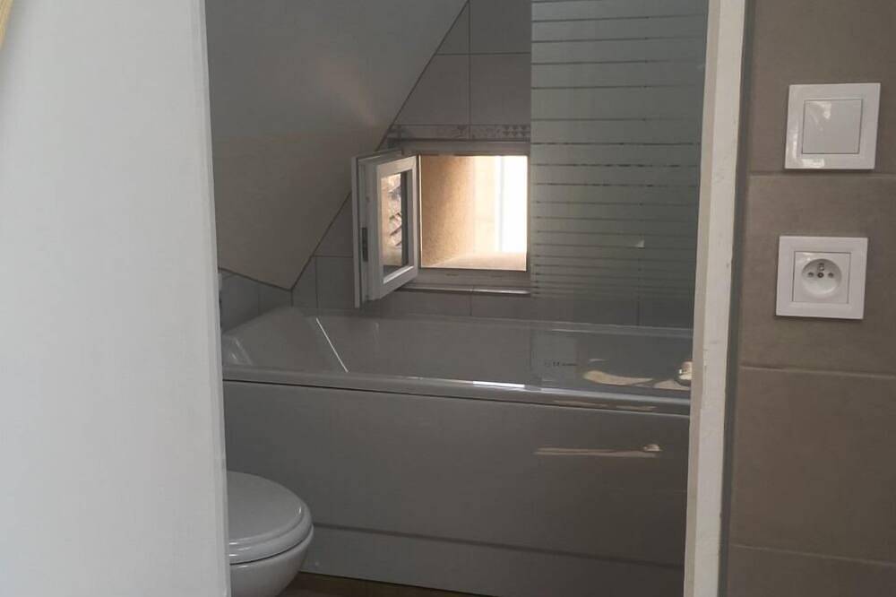 Appartement entier, Appartement neuf et cosy in Saint-Aurélien, Région de Limoges