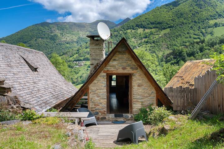 Chalet pour 4 personnes, avec Jardin dans l' Ariège