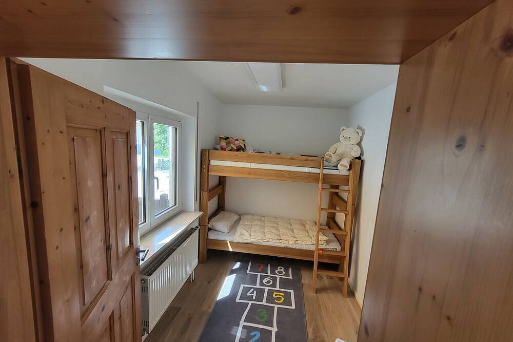 Ganze Wohnung, Family´s Nest Chiemsee, 120qm, 1-5 Pers., Garten, Eg in Chieming, Chiemsee