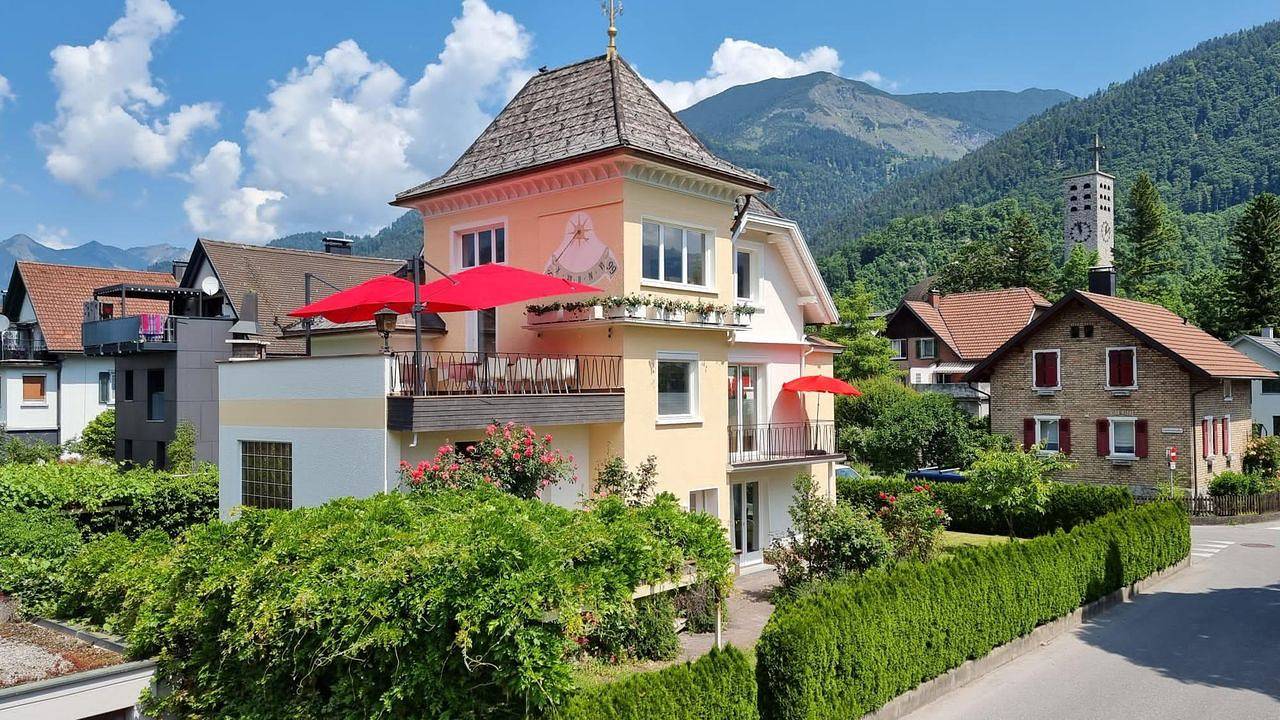 Ganze Ferienwohnung, Ferienwohnung für 14 Personen (130 m²) in Bludenz in Bludenz, Lechquellengebirge
