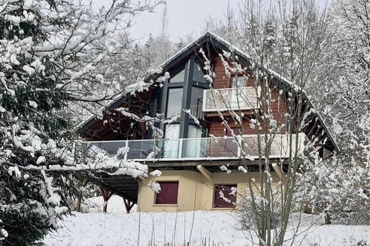 Chalet pour 8 personnes, avec balcon et jardin à Basse-sur-le-Rupt
