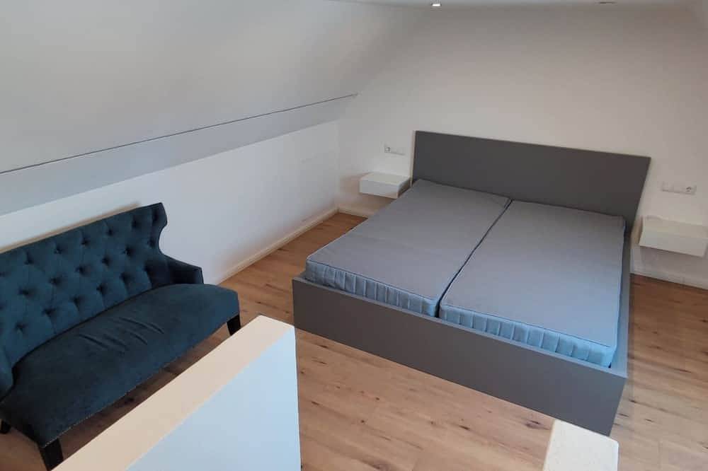 Ganze Wohnung, Ferienwohnung Eisgeliebt (60qm) mit einem Schlafzimmer in Schweinfurt, Fränkisches Weinland