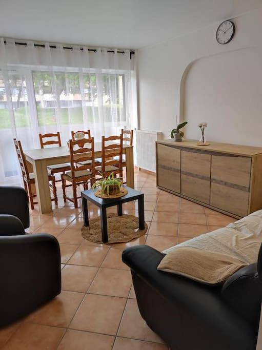 Gîte pour 6 personnes, avec balcon à Chennevières-sur-Marne - 2