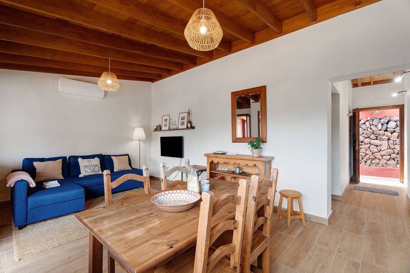 'Laurel' Room with Mountain Views, Wi-Fi and Air Conditioning. in Pajar de Bento, La Gomera