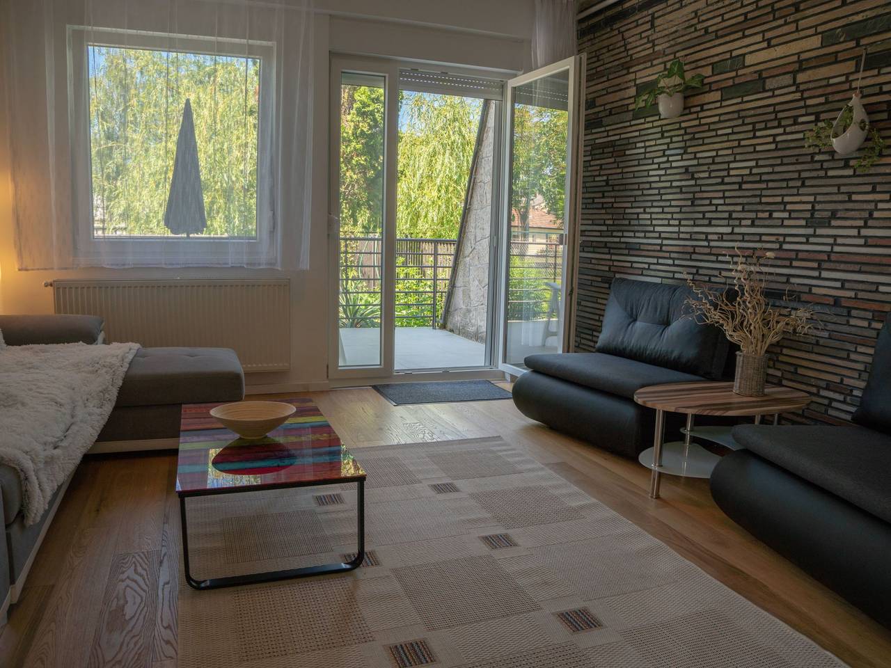 Doppelhaushälfte für sechs Personen mit Garten in Szántód, Orilla sur del lago Balaton