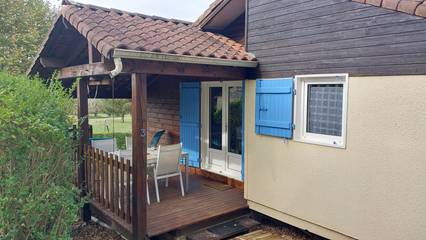 Maison de campagne pour 5 personnes, avec piscine ainsi que terrasse et jardin à Domme