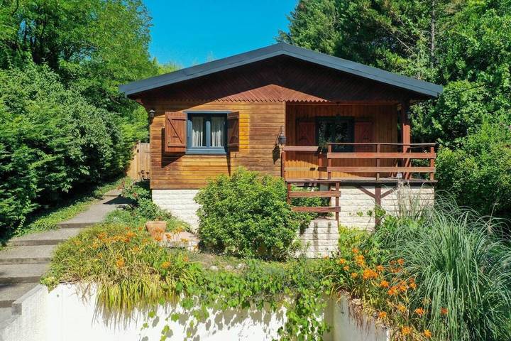 Chalet pour 4 personnes, avec vue et jardin, animaux acceptés